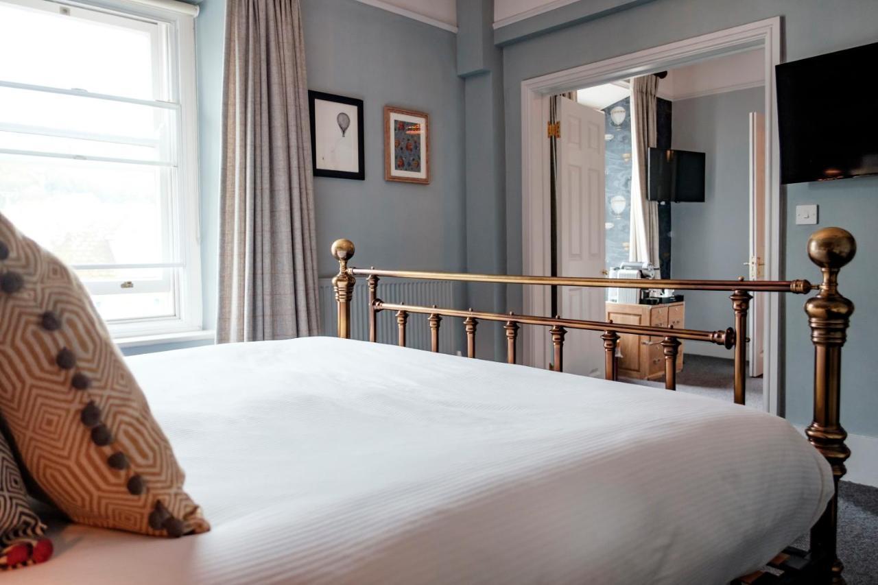 The Bull Hotel บริดพอร์ต ภายนอก รูปภาพ