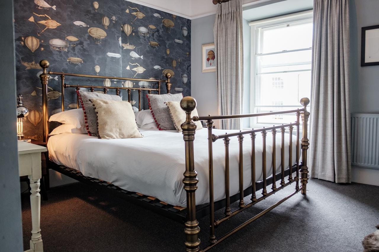 The Bull Hotel บริดพอร์ต ภายนอก รูปภาพ