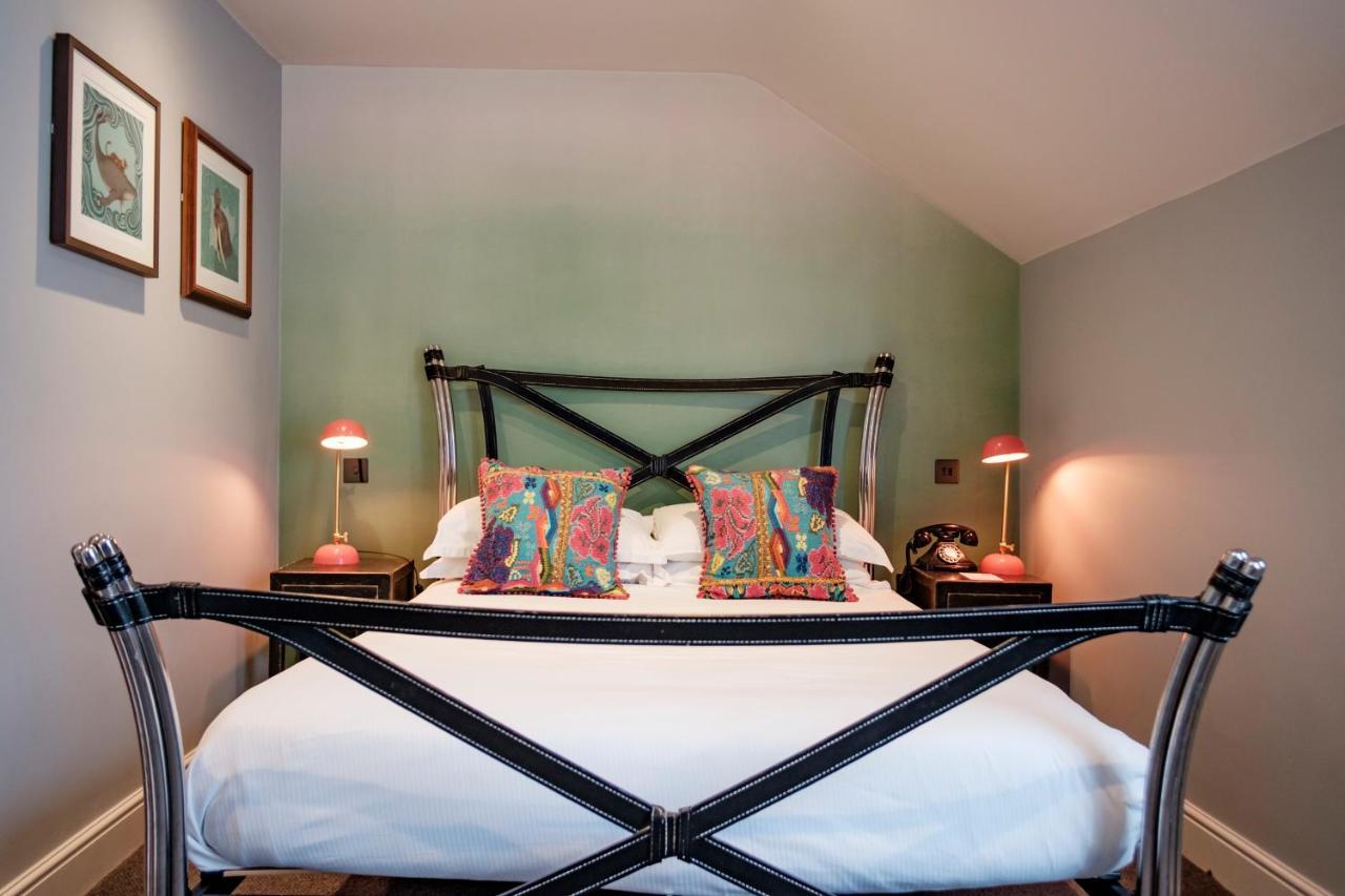 The Bull Hotel บริดพอร์ต ภายนอก รูปภาพ
