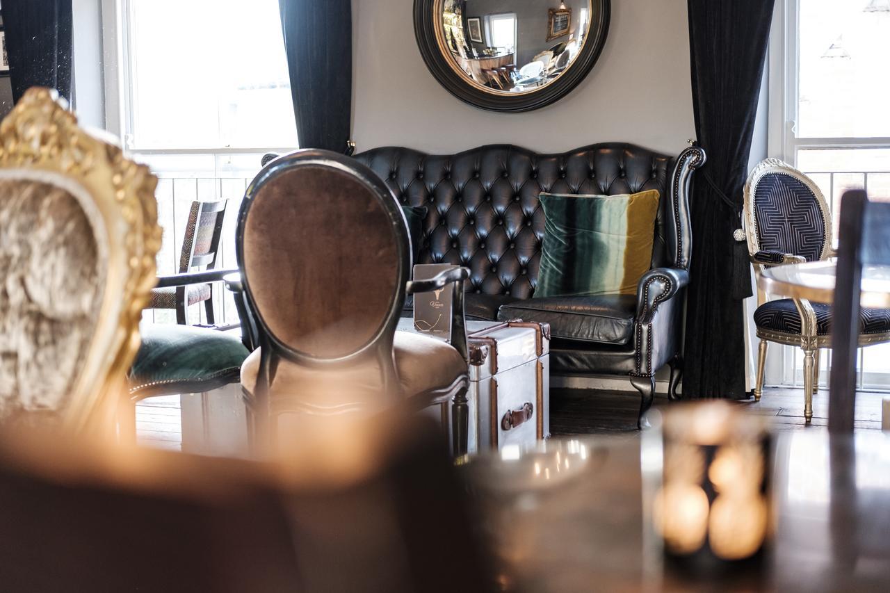 The Bull Hotel บริดพอร์ต ภายนอก รูปภาพ